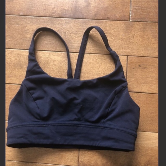 SOLD Lululemon Flow Y Nulu Bra - Picture 1 of 4